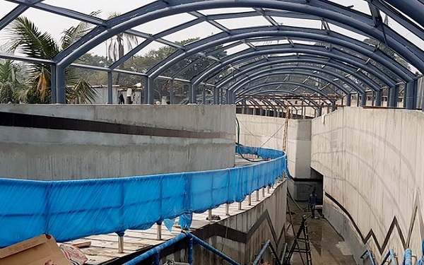 শীতাতপ নিয়ন্ত্রিত দৃষ্টিনন্দন আন্ডারপাস নির্মাণ কাজ চলছে