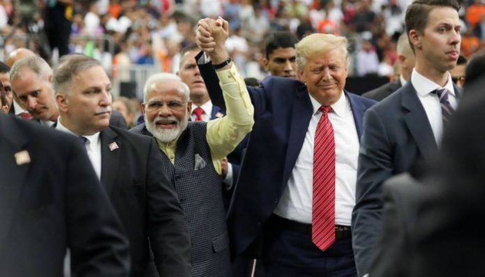 শুধুই 'হাগপ্লোম্যাসি'! সাত মণ তেল পুড়িয়ে কর্মসংস্থানের 'চুক্তি' করতে ব্যর্থ মোদী