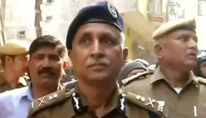 দিল্লি ‘শান্ত’ হতেই বদলে গেল পুলিস কমিশনার, অমূল্যের জায়গায় এলেন শ্রীবাস্তব